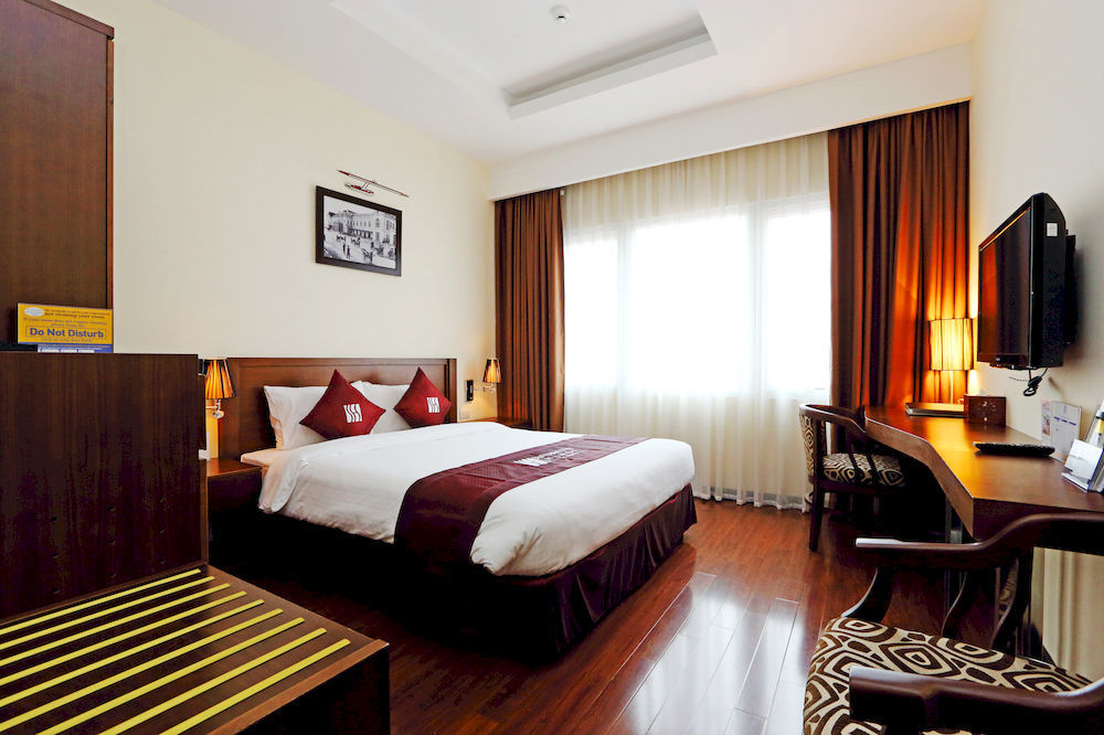 Le Carnot Boutique Hotel Hanoï Extérieur photo